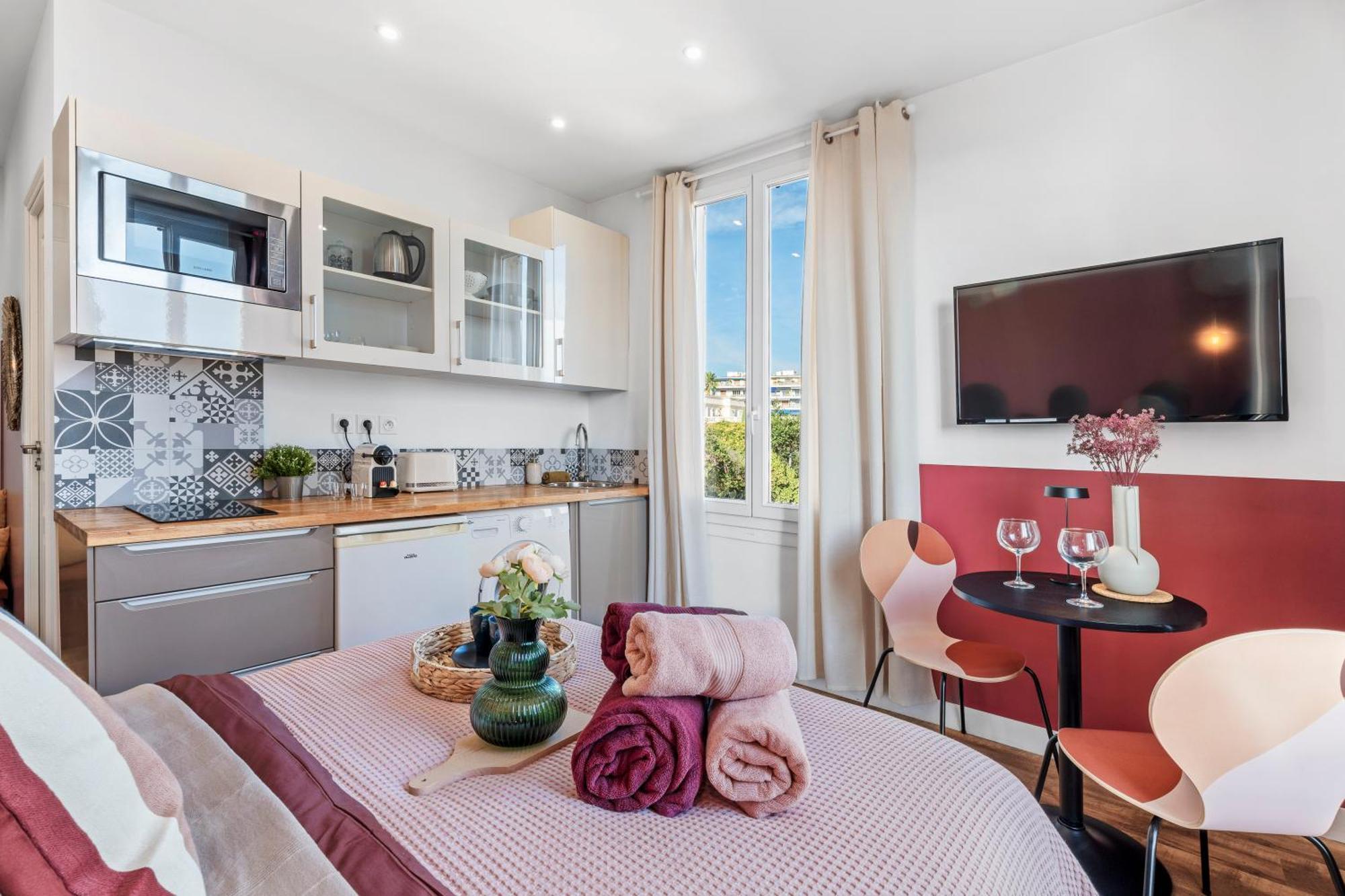 Nice Renting - Cambrai03 - Seaside Studio On The Promenade Des Anglais Bagian luar foto